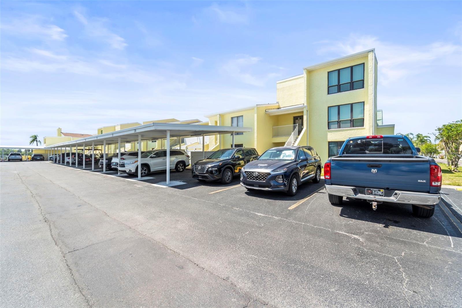 WINDRUSH COVE PH 1 CONDO - Residential