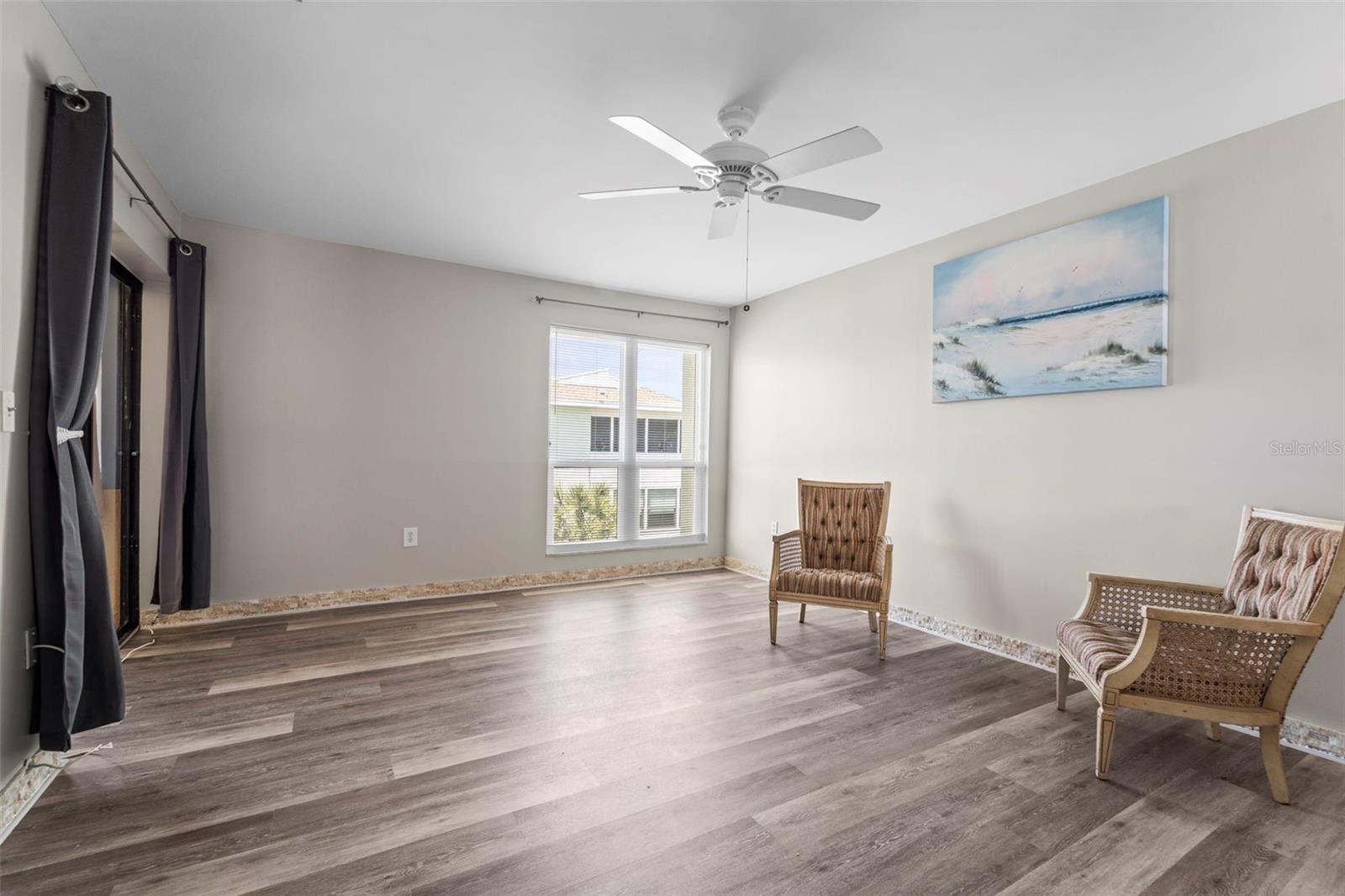 WINDRUSH COVE PH 1 CONDO - Residential