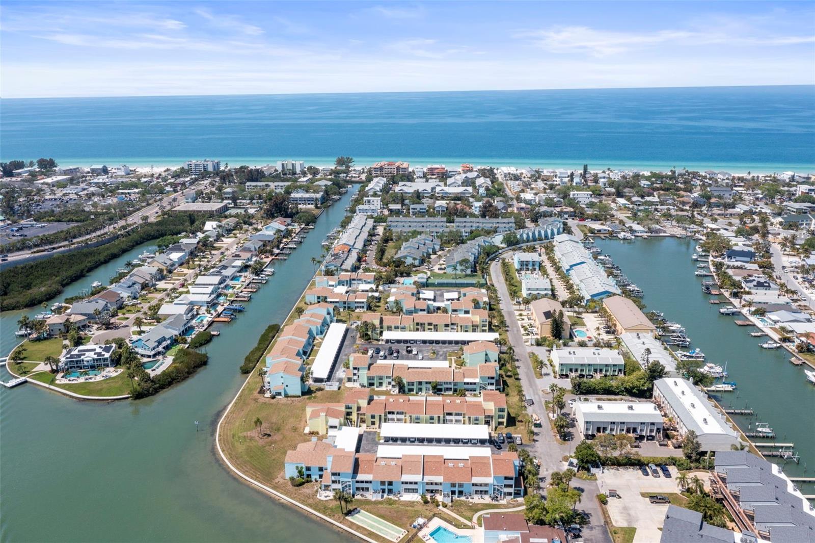 WINDRUSH COVE PH 1 CONDO - Residential