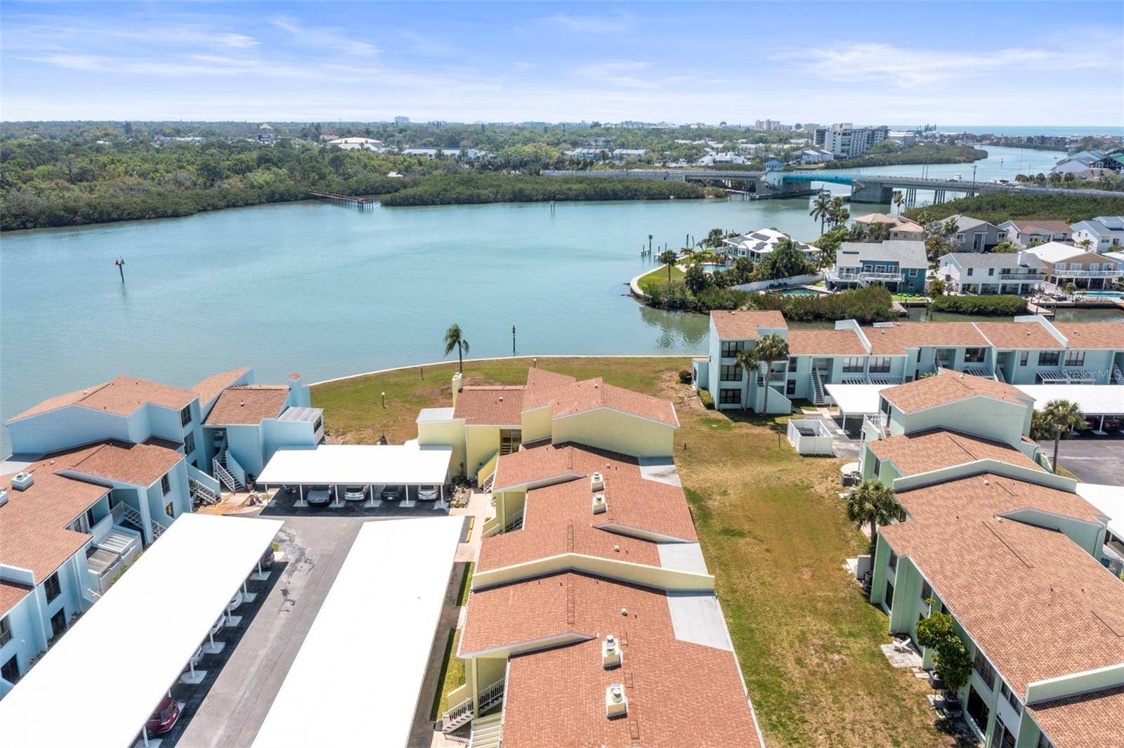 WINDRUSH COVE PH 1 CONDO - Residential