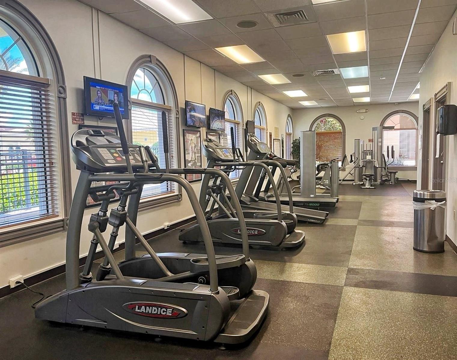 REGAL PALMS AT HIGHLAND RESERVE PH 03 - Residential