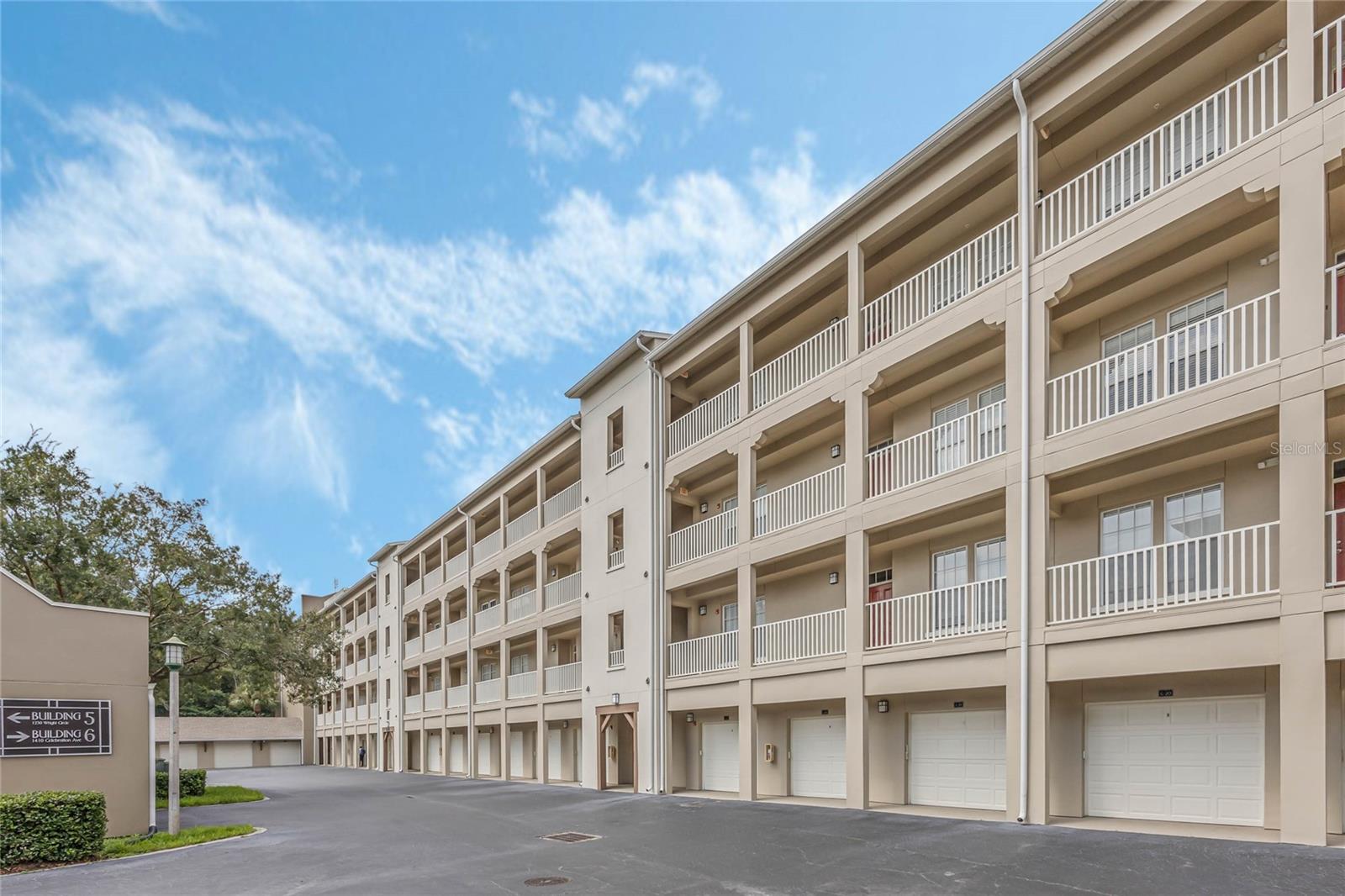 ARTISAN CLUB CONDO PH 1 - Residential Lease