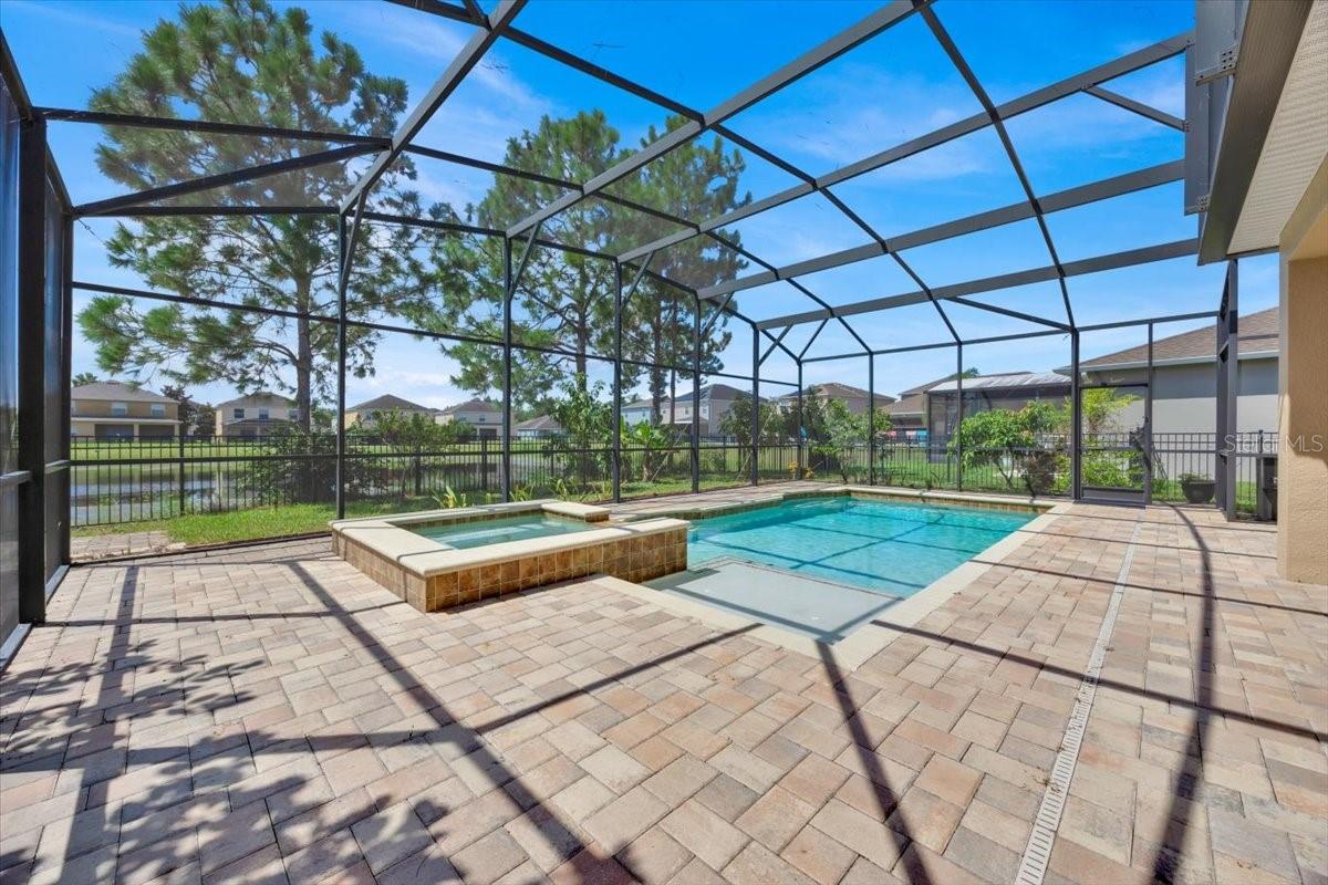 424 BRUNSWICK DRIVE