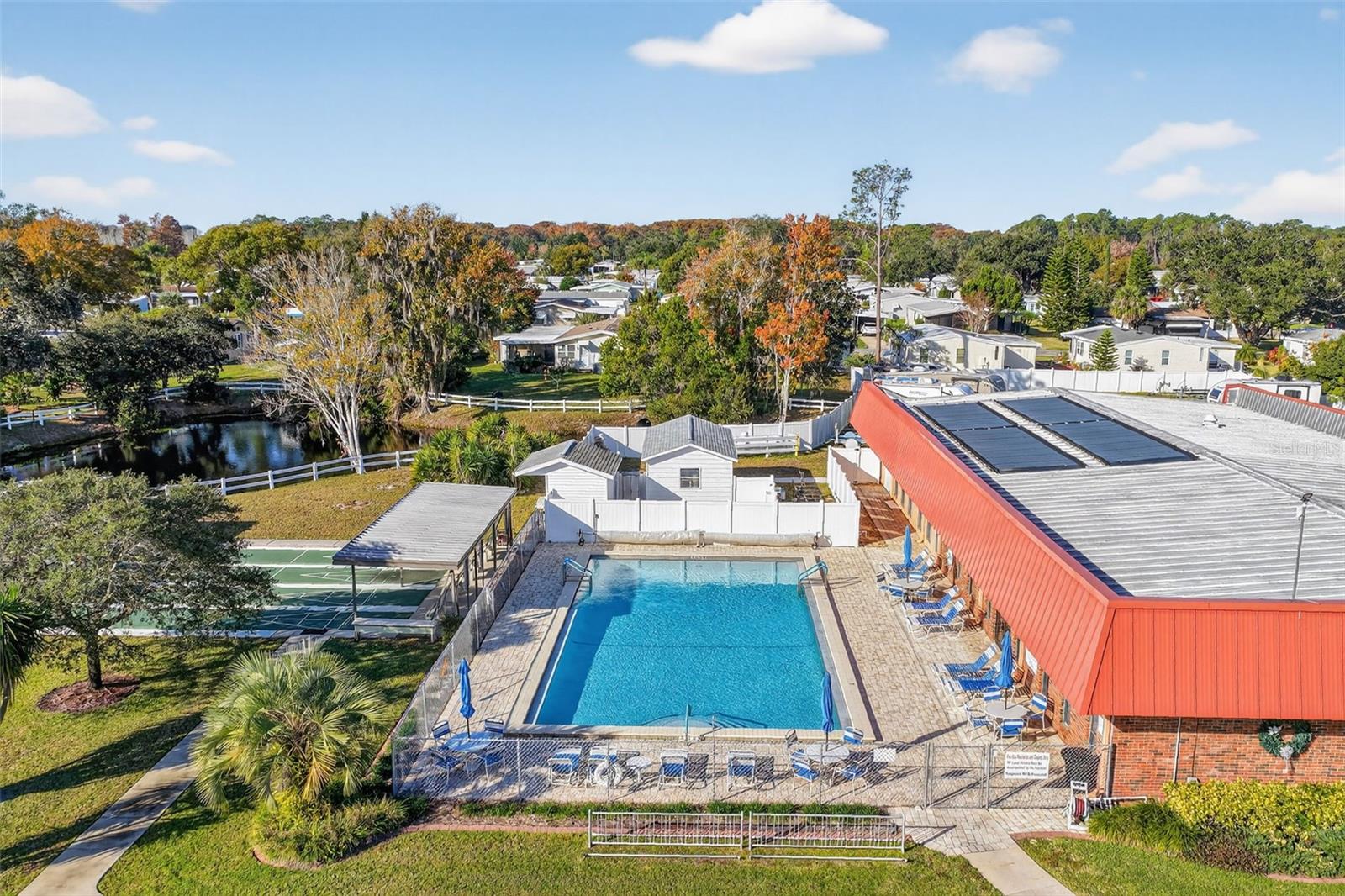 TAVARES FOX RUN MOBILE HOME - Residential