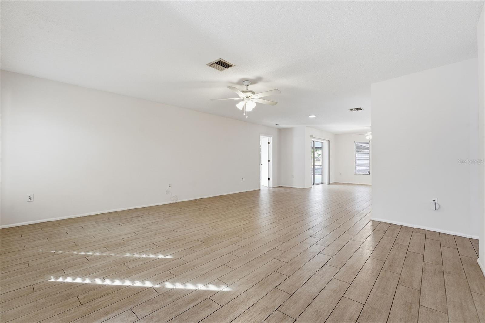 VENICE EAST 3RD ADD - Residential