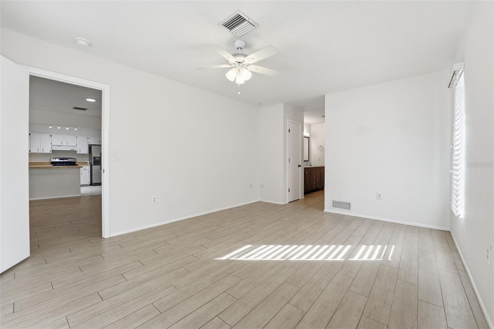 VENICE EAST 3RD ADD - Residential