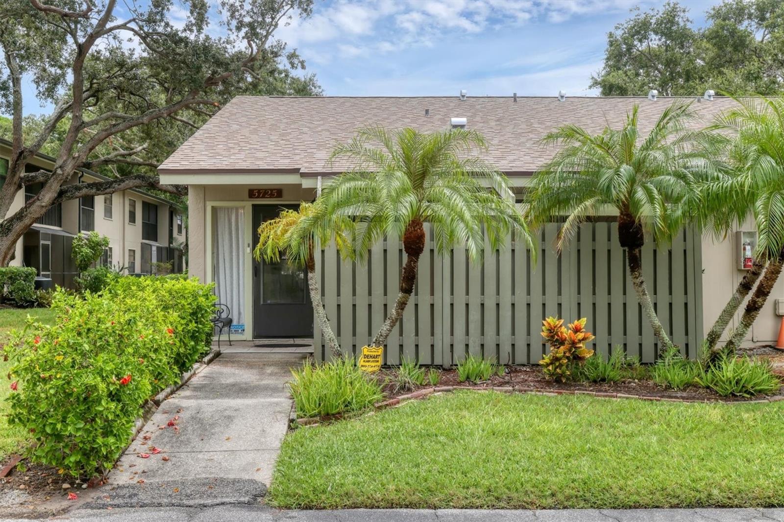 5725 SUMMER SIDE LANE 19A