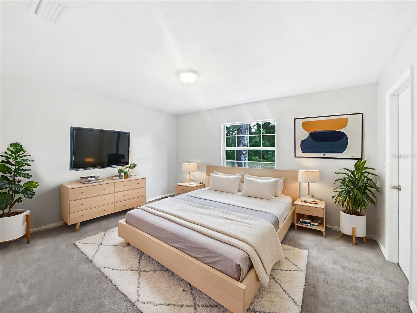 1122 ROMAR LANE