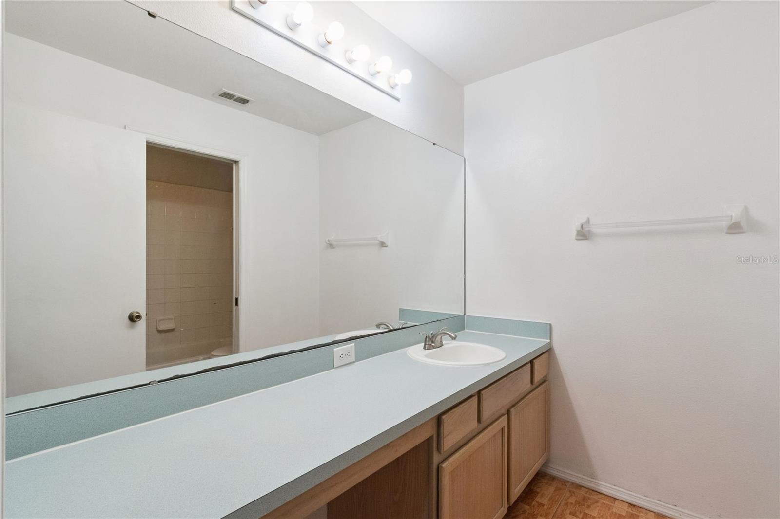 SUMMERFIELD - Residential