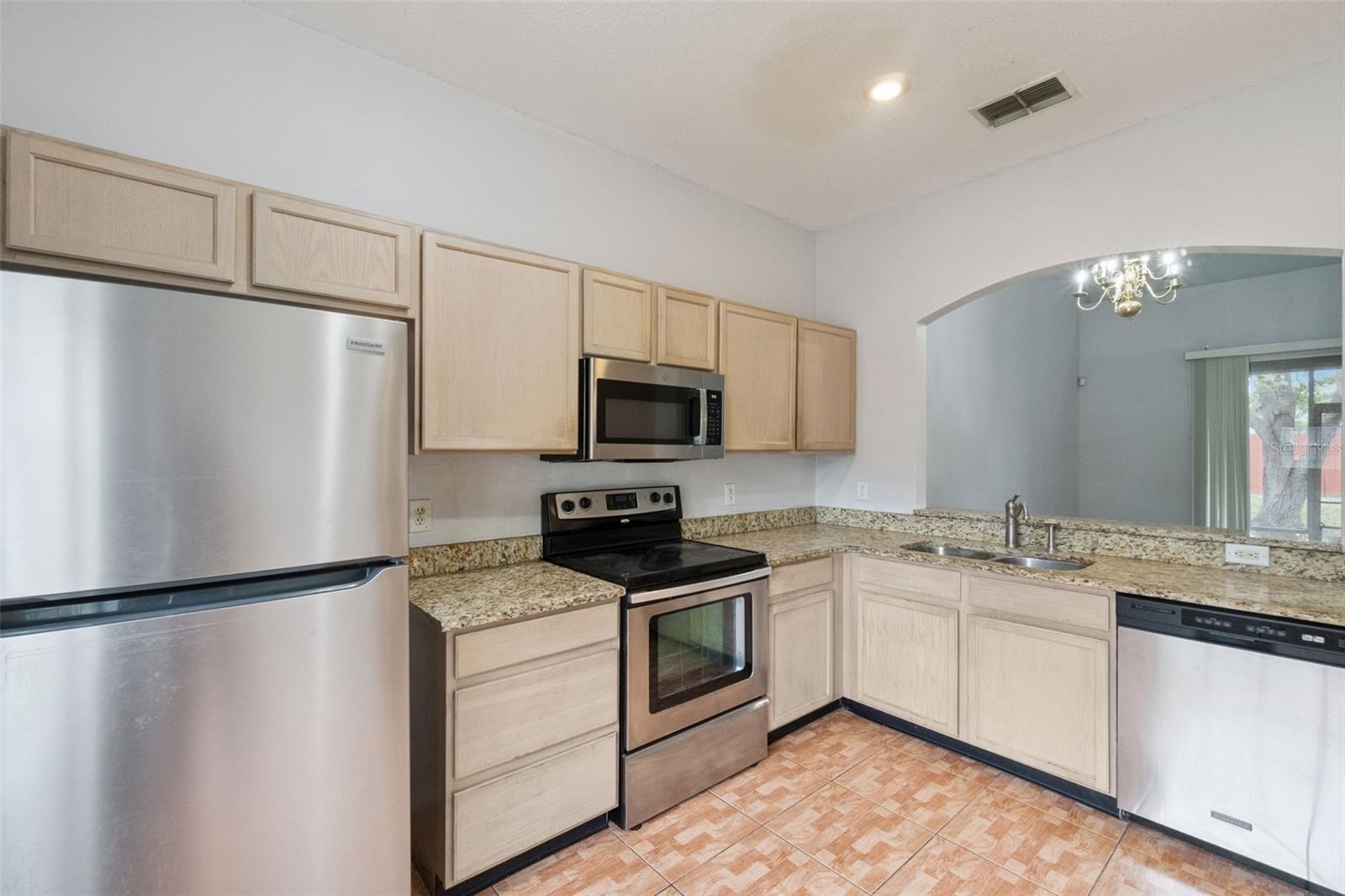 SUMMERFIELD - Residential