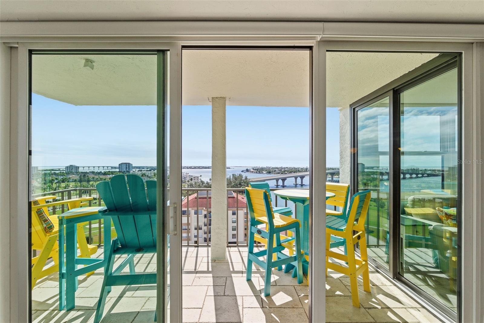 CASA DEL MAR CONDO IV - Residential