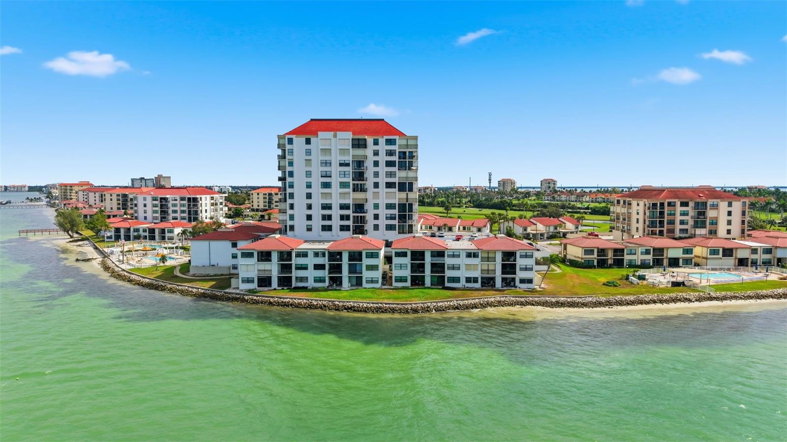 CASA DEL MAR CONDO IV - Residential