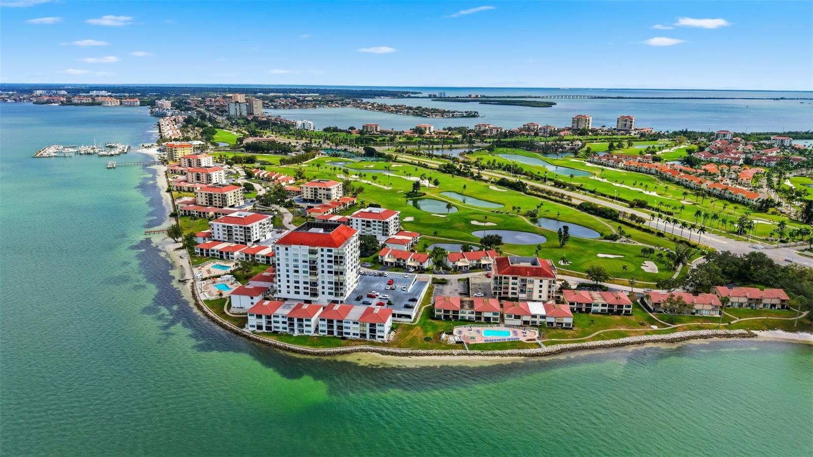 CASA DEL MAR CONDO IV - Residential