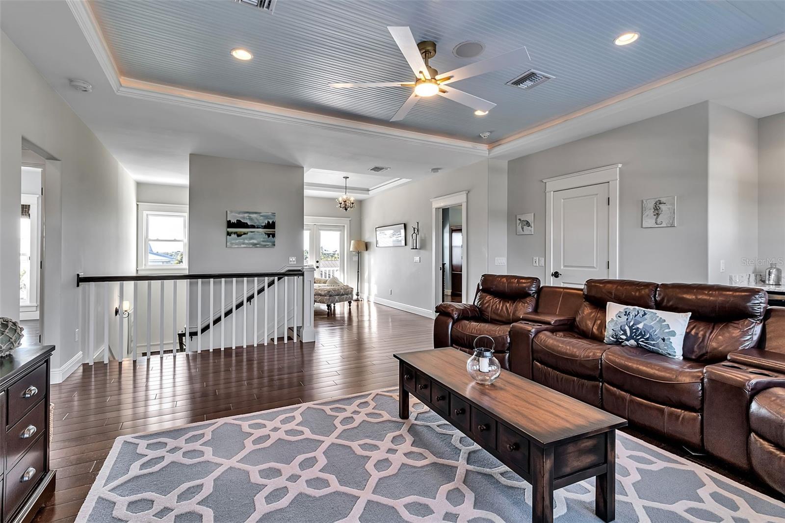 NORTH POINT HARBOUR UNIT THREE - Residential