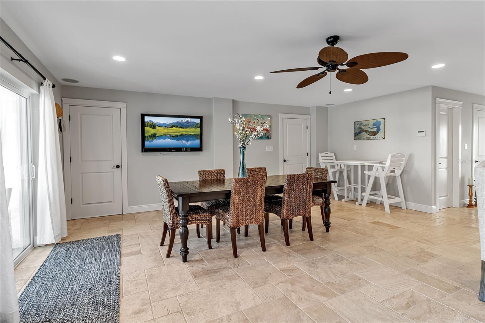 NORTH POINT HARBOUR UNIT THREE - Residential