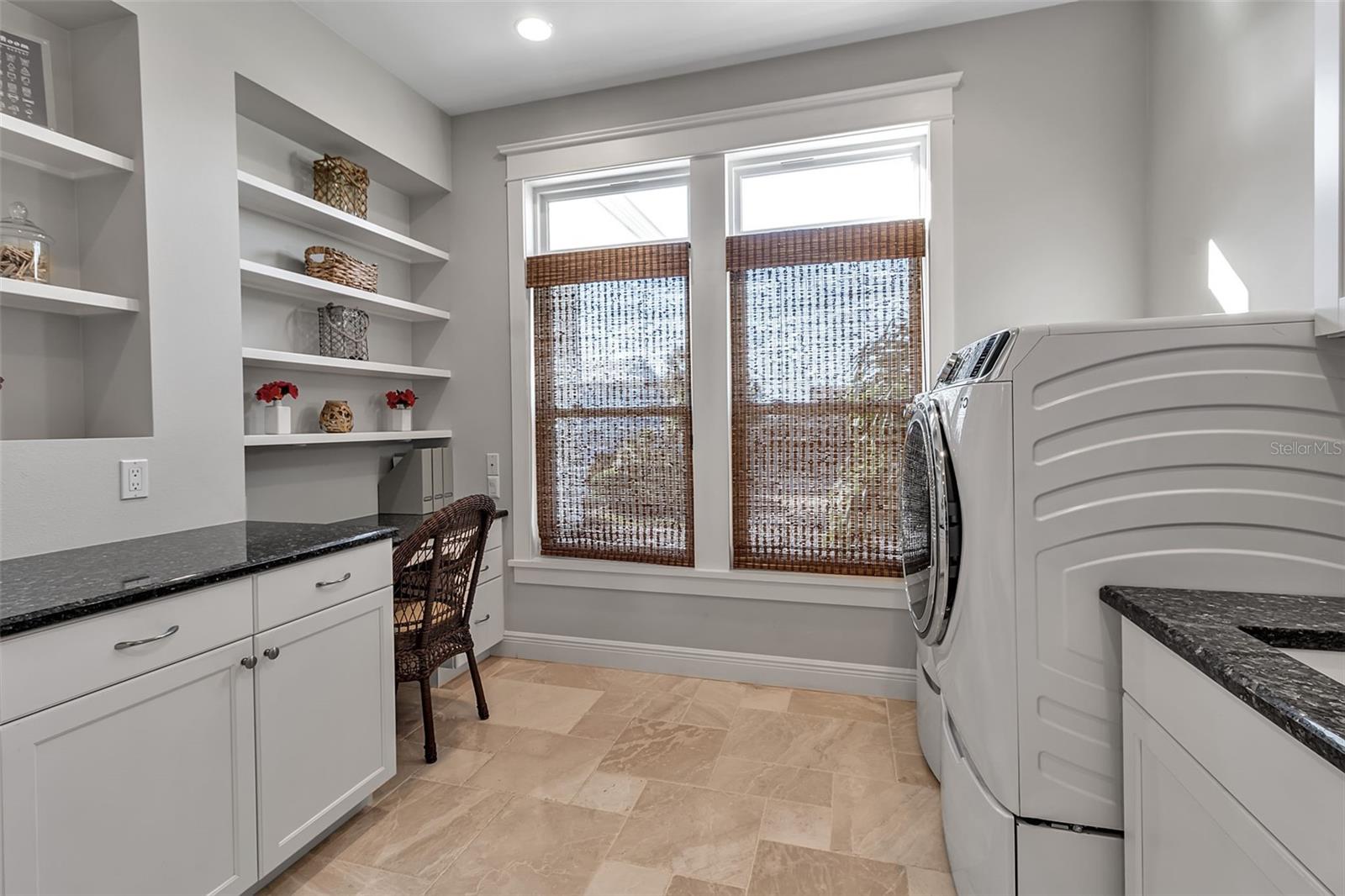 NORTH POINT HARBOUR UNIT THREE - Residential