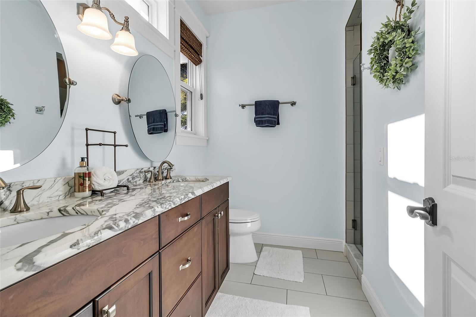 NORTH POINT HARBOUR UNIT THREE - Residential