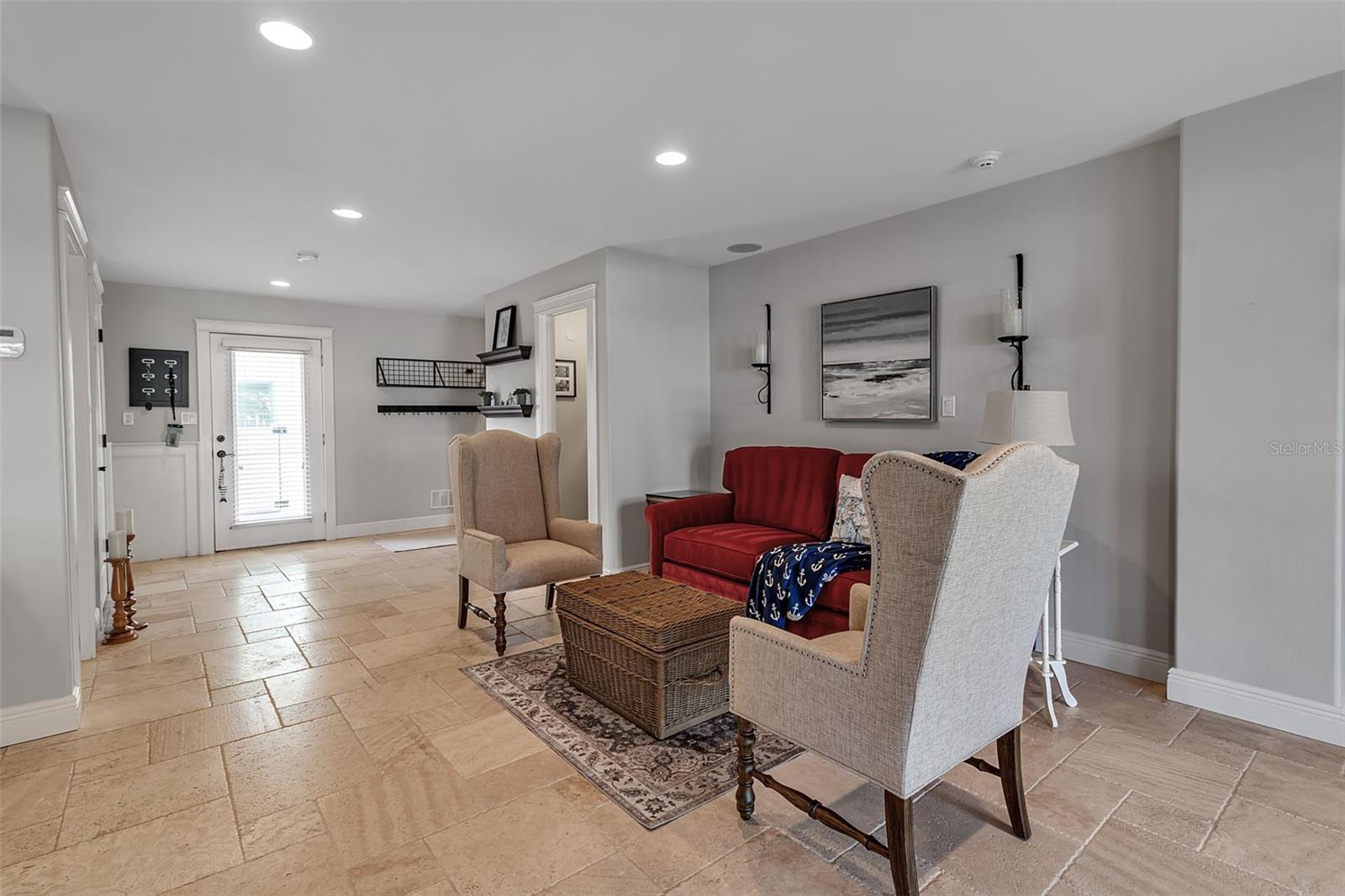 NORTH POINT HARBOUR UNIT THREE - Residential