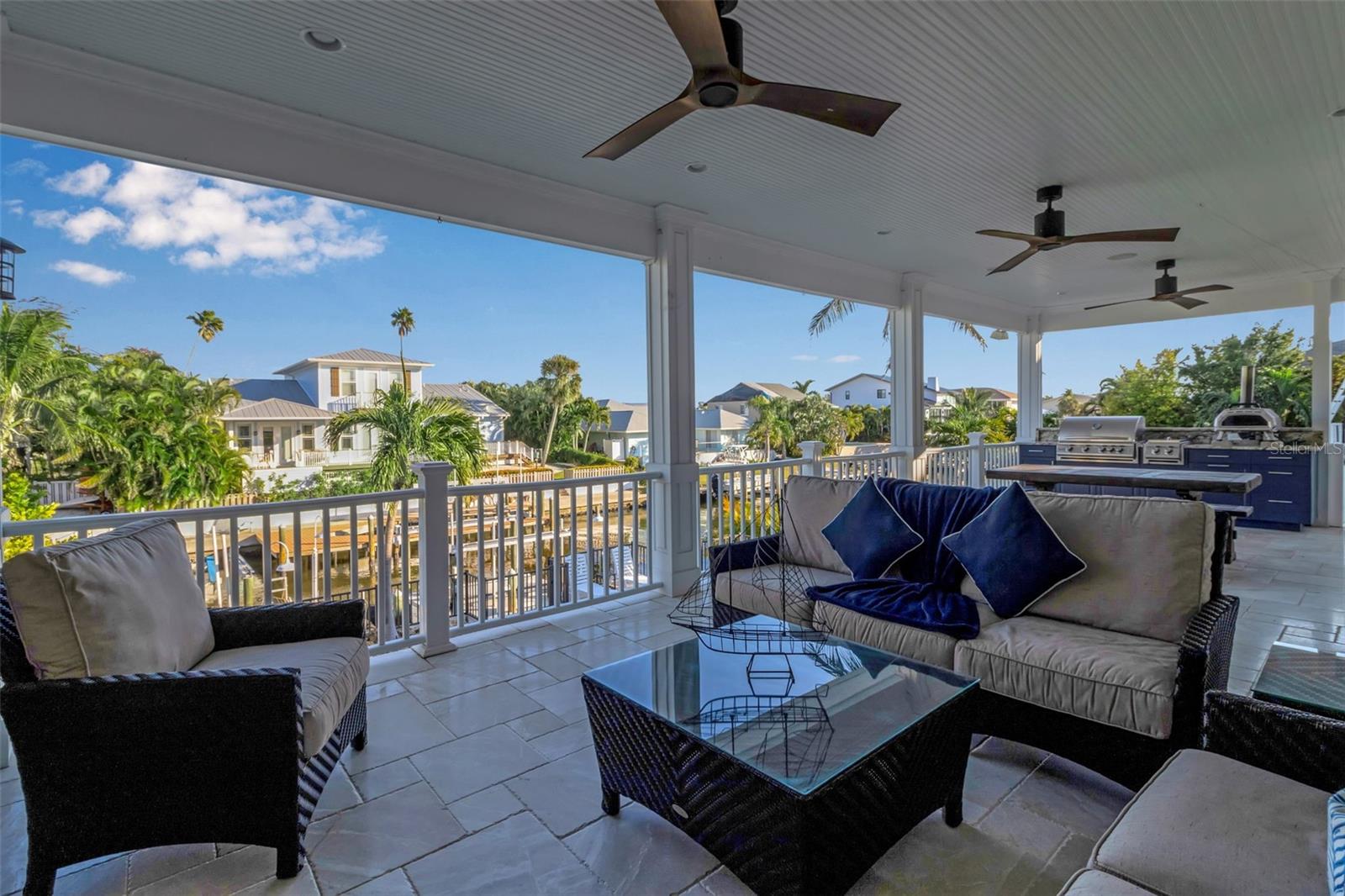 NORTH POINT HARBOUR UNIT THREE - Residential