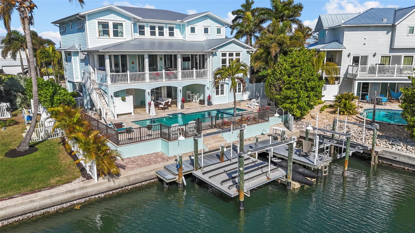 718 KEY ROYALE DRIVE