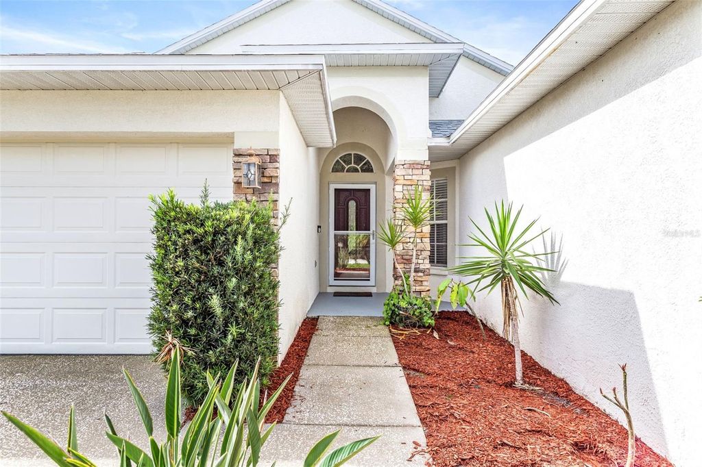 Photo of 12746 Standbridge Drive, Riverview, FL 33579 (MLS # TB8389568)