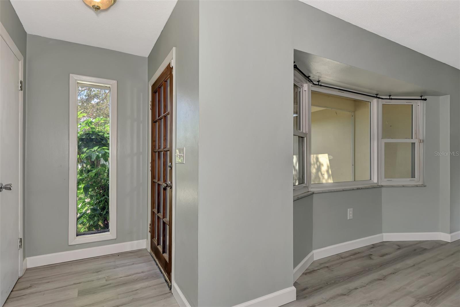 GULF GATE - Residential Lease