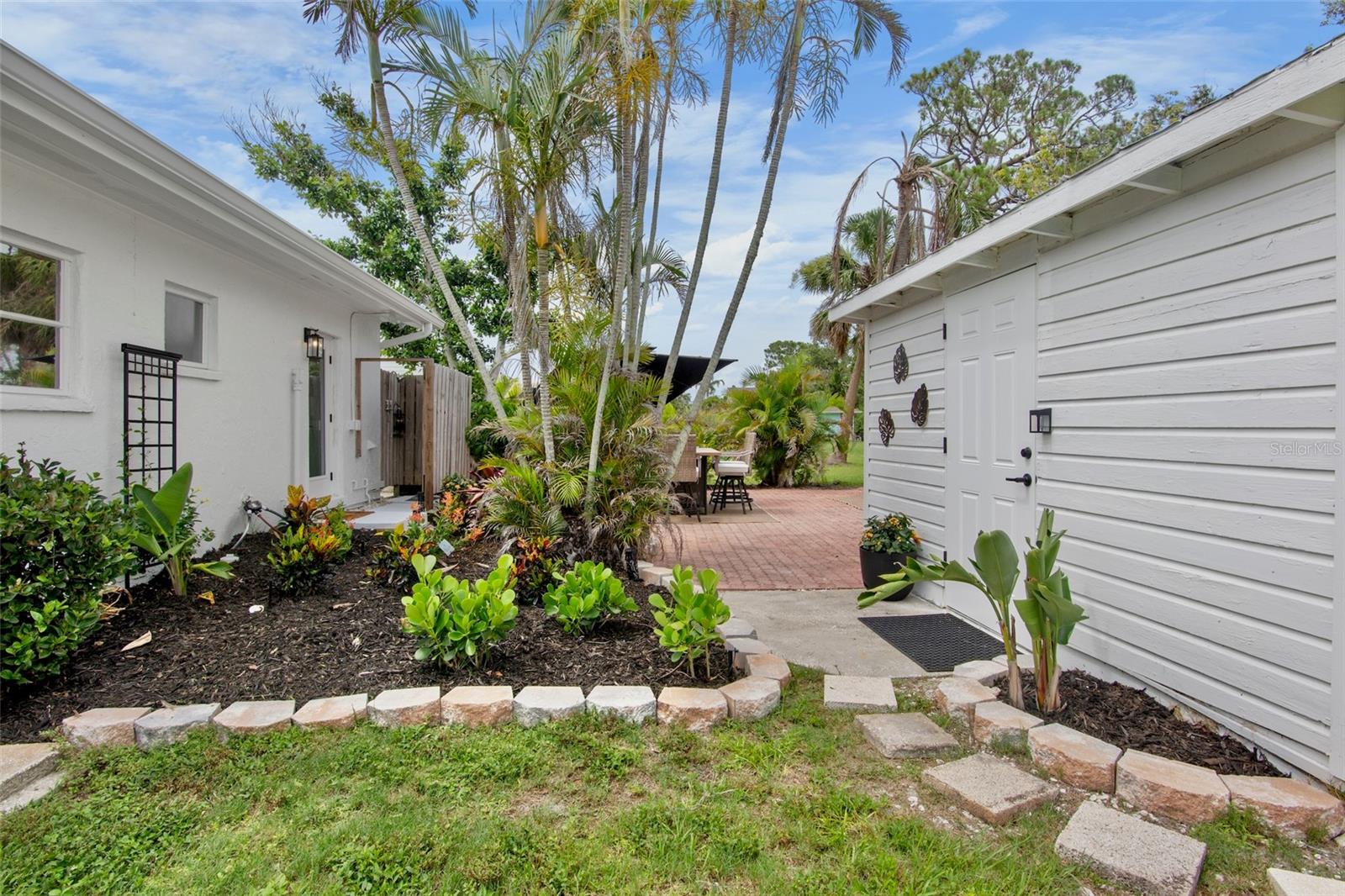 ACREAGE & UNREC - Residential