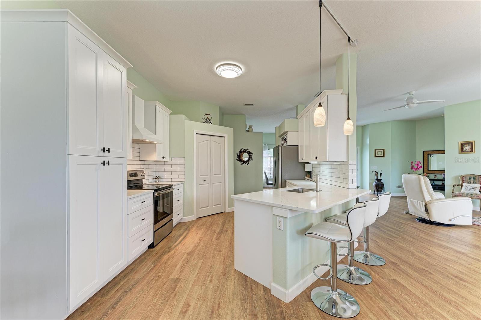 7102 42ND COURT E