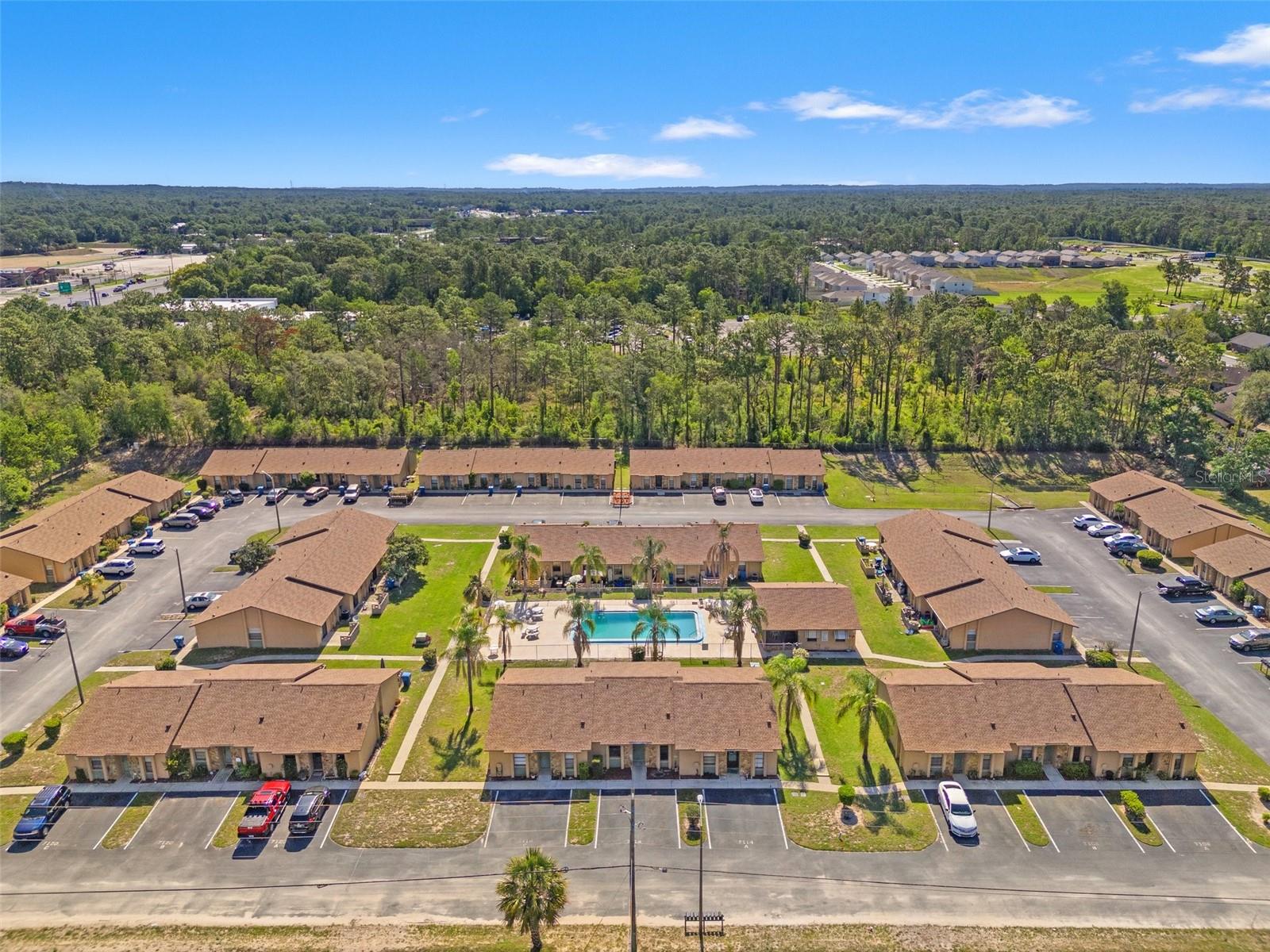 BROOKVIEW VILLAS - Residential