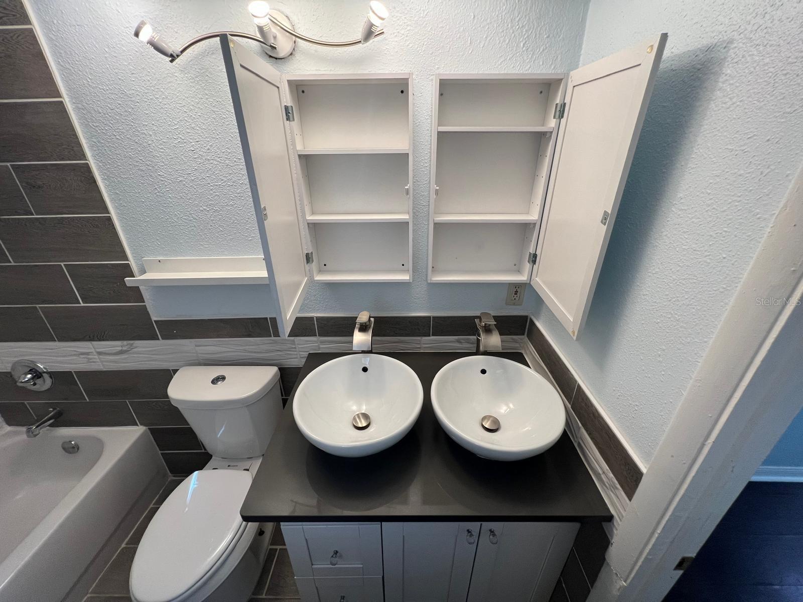 STRATHMORE - Residential Lease