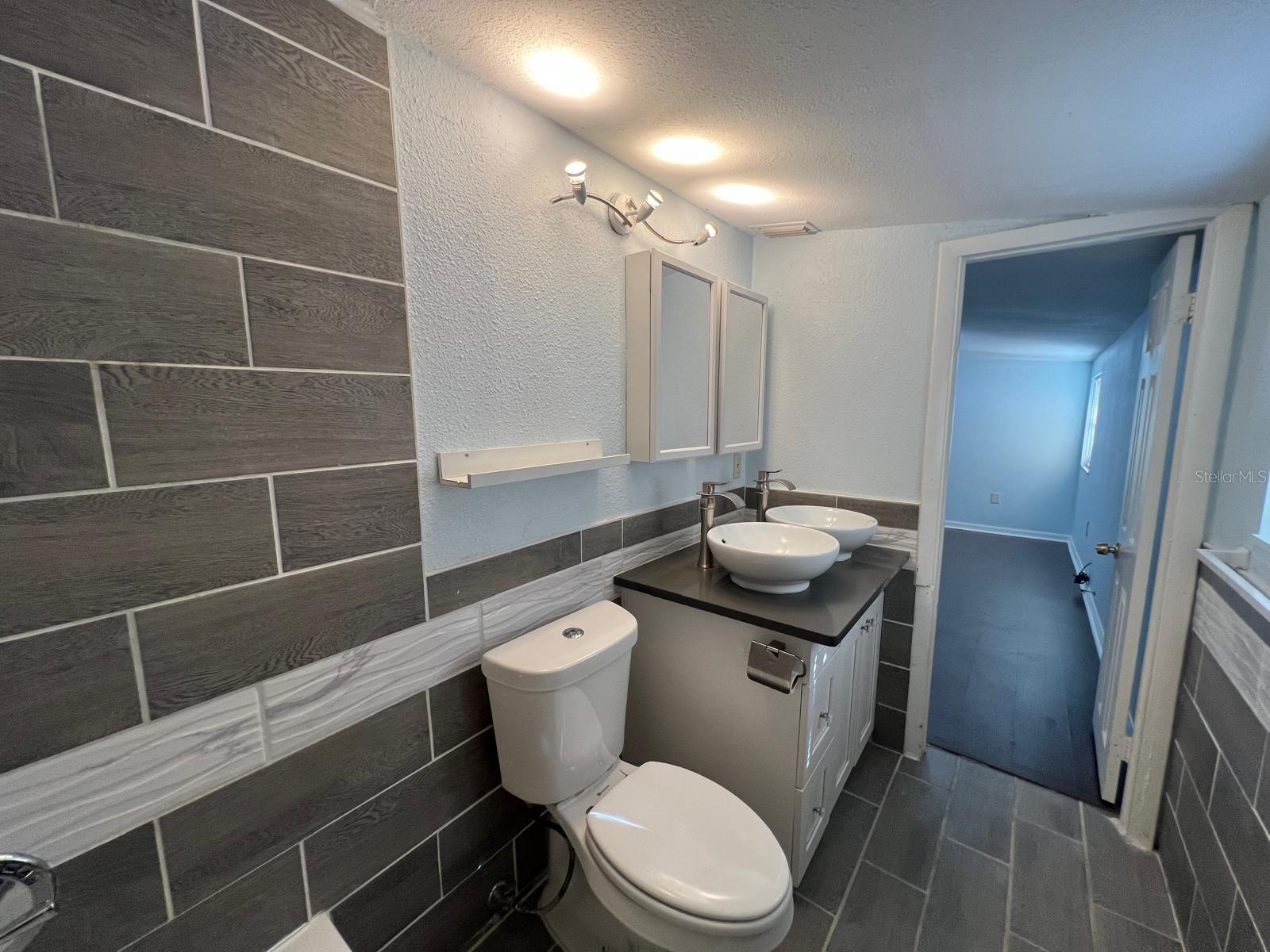 STRATHMORE - Residential Lease