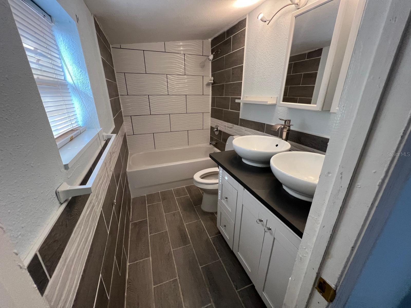 STRATHMORE - Residential Lease