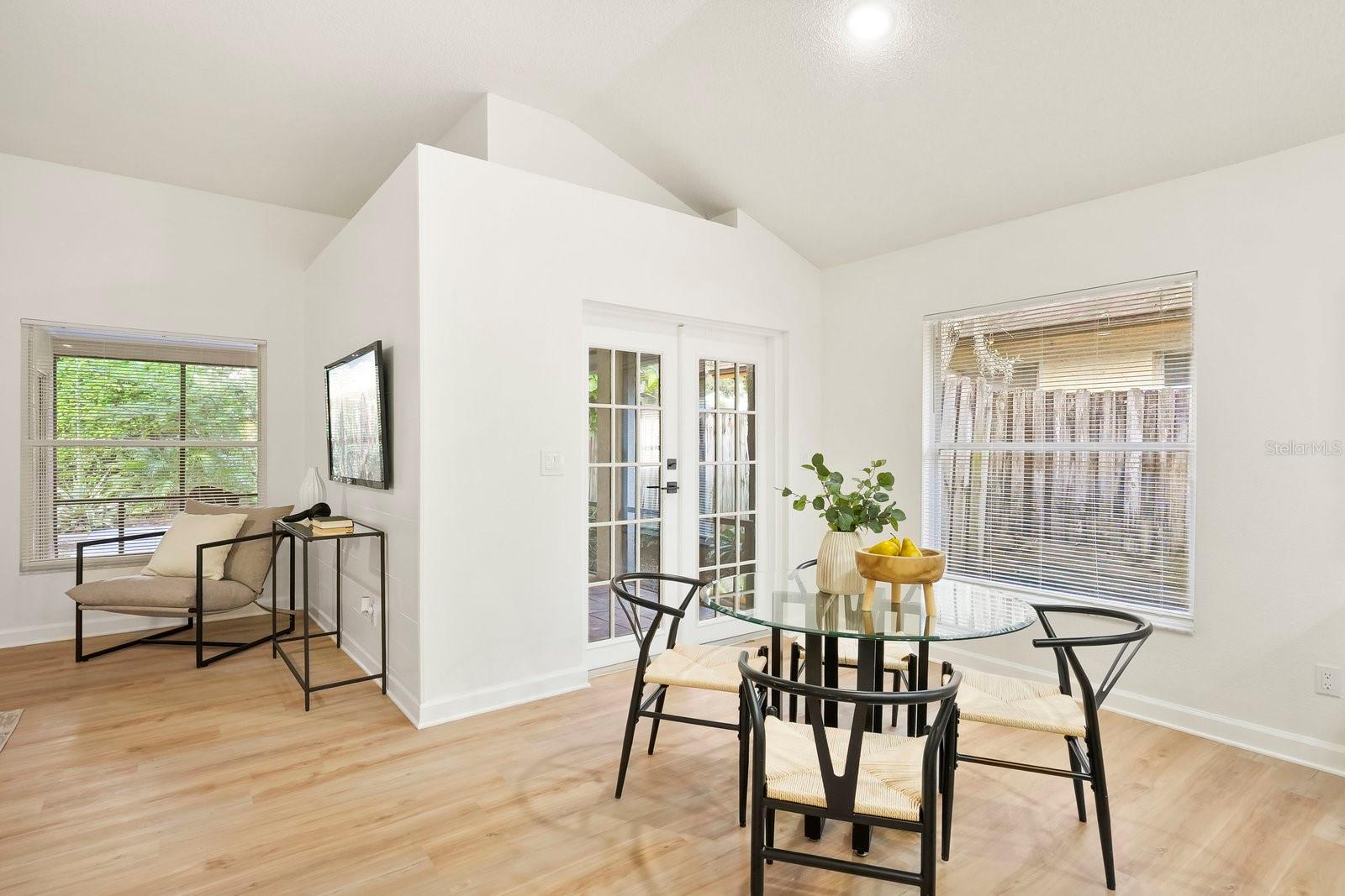 HIDDEN OAKS PH I - Residential