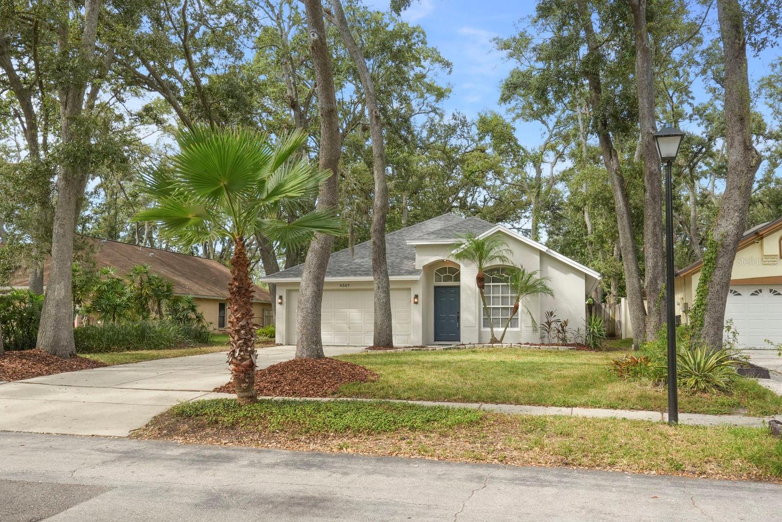 HIDDEN OAKS PH I - Residential