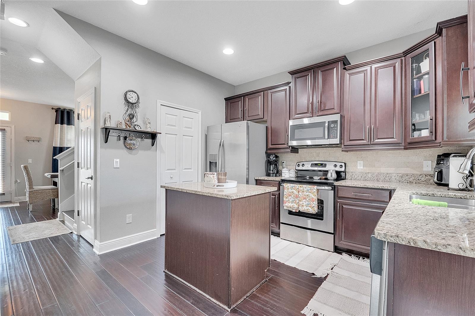 GROVELAND WATERSIDE POINTE PH 01 - Residential