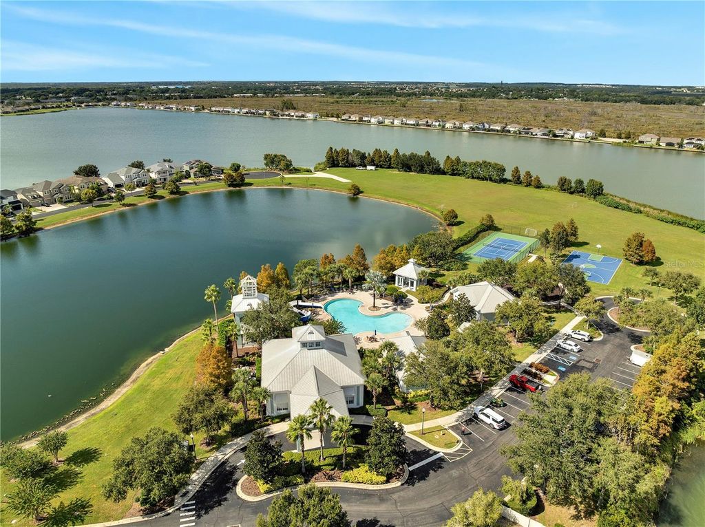 Photo of 505 Waterside Pointe Drive #0087, Groveland, FL 34736 (MLS # S5136588)