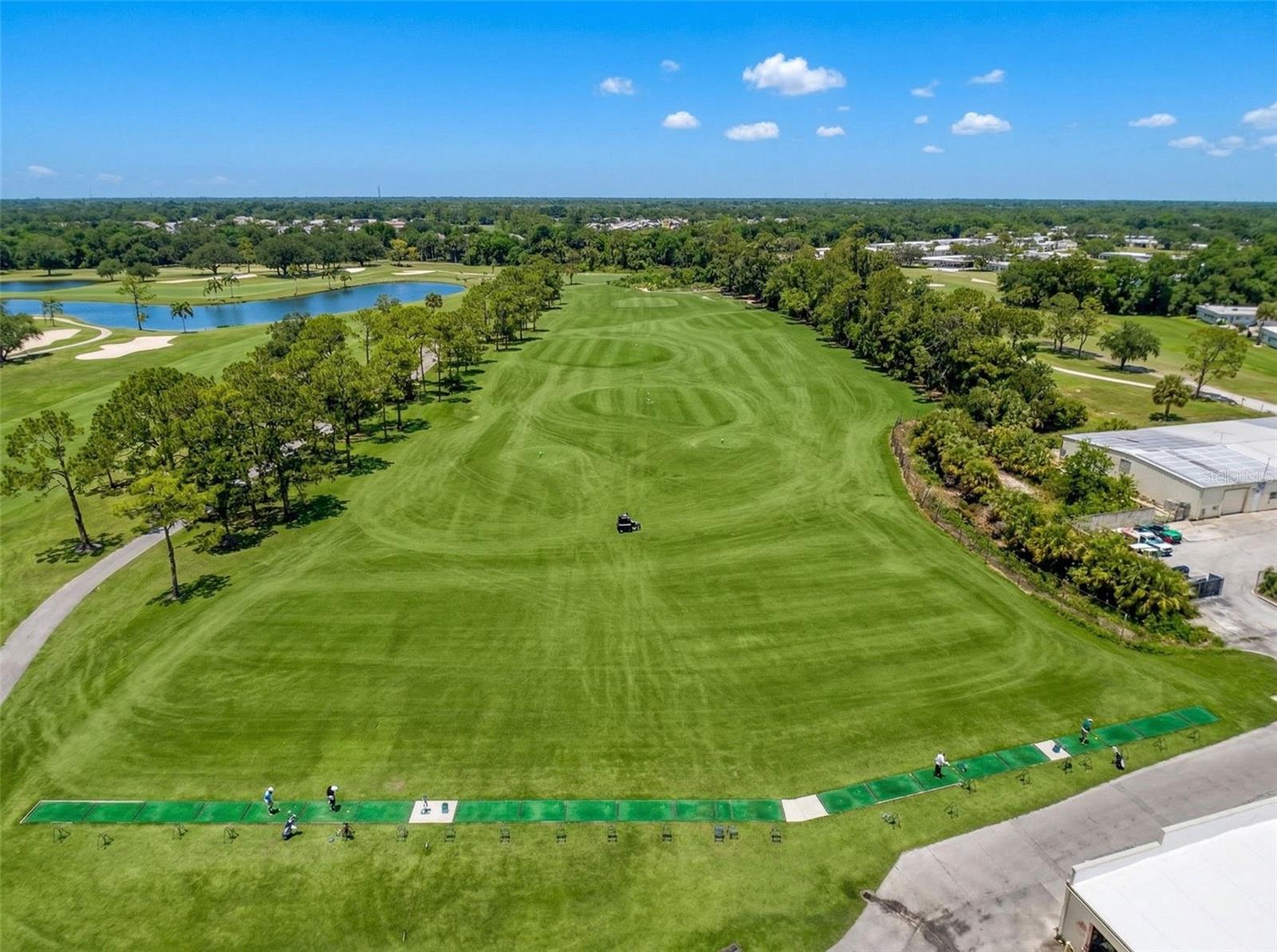 GOLF VIEW VILLAS CONDO 02 - Residential