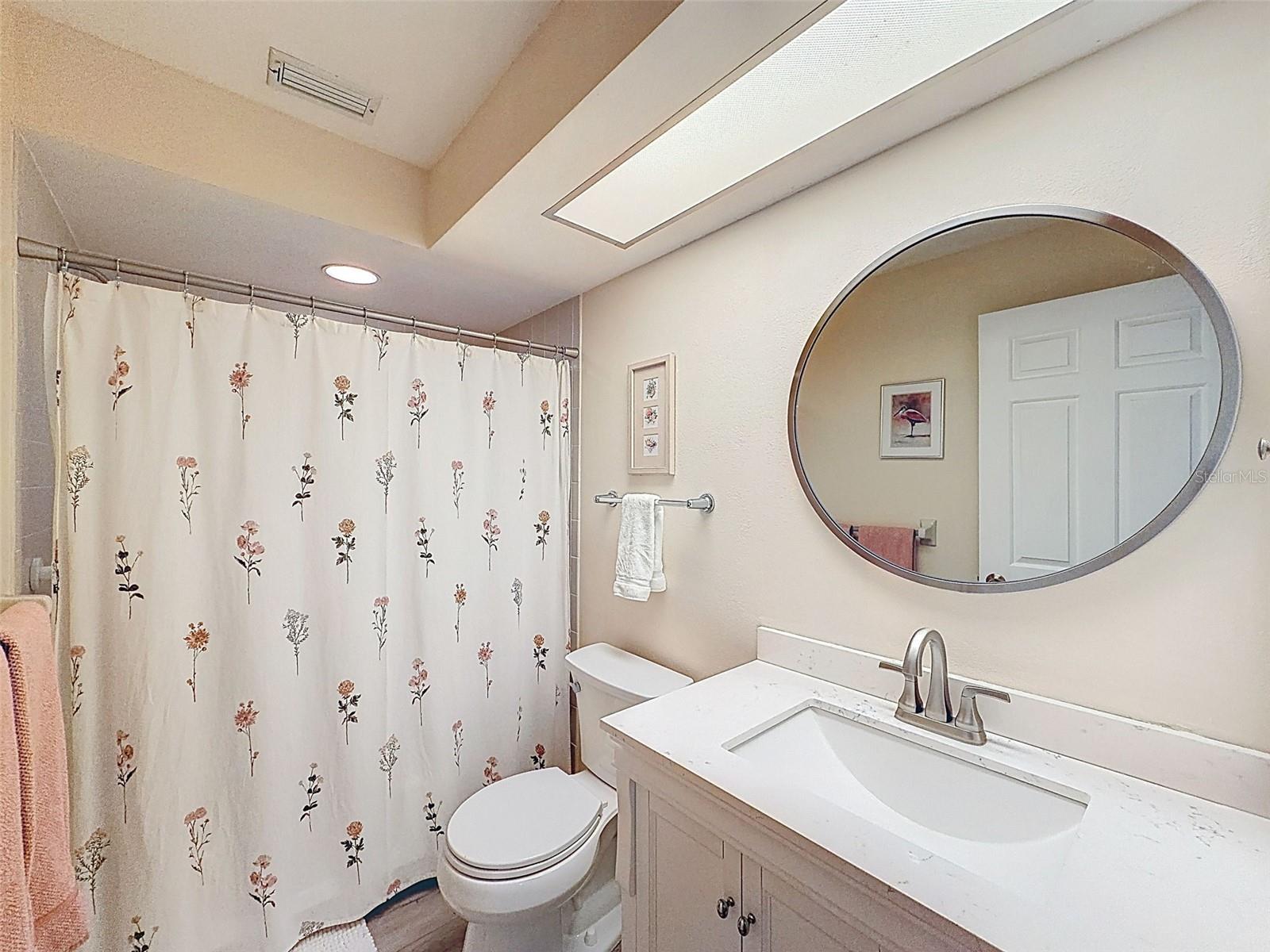 GOLF VIEW VILLAS CONDO 02 - Residential