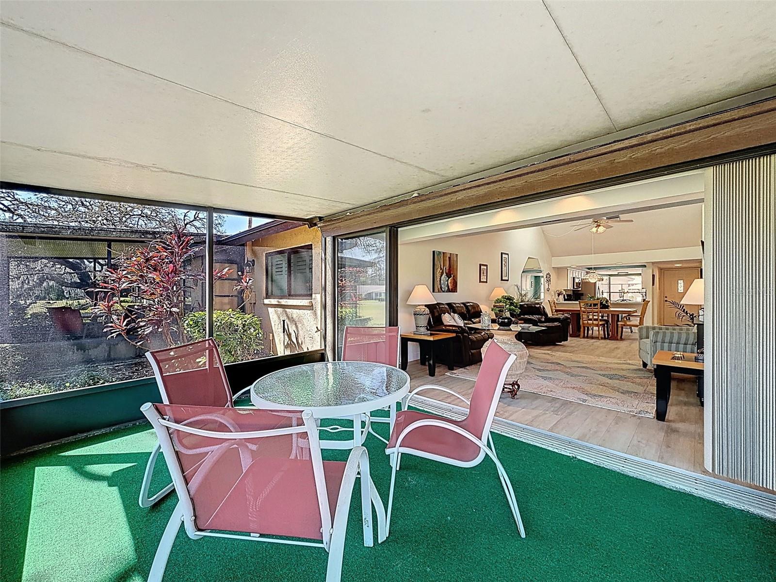 GOLF VIEW VILLAS CONDO 02 - Residential