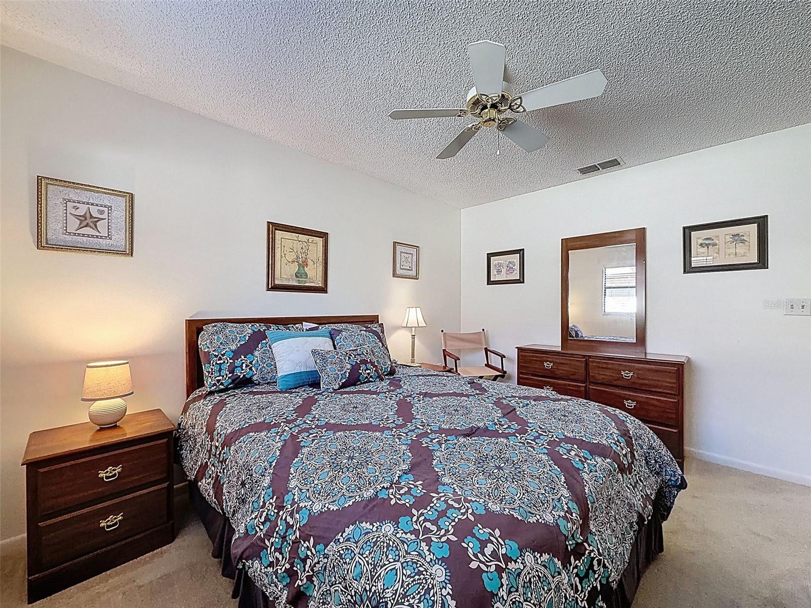 GOLF VIEW VILLAS CONDO 02 - Residential