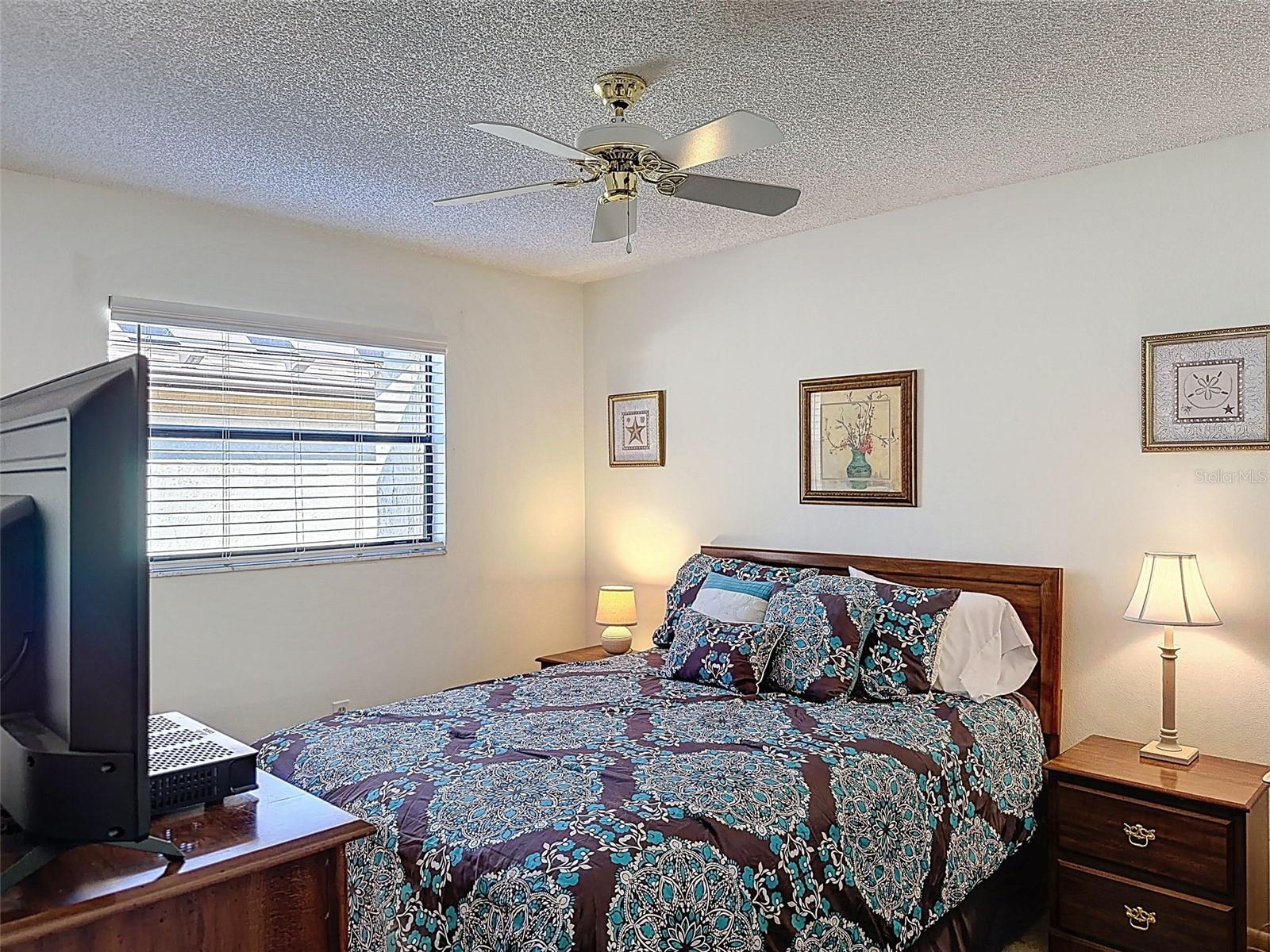 GOLF VIEW VILLAS CONDO 02 - Residential