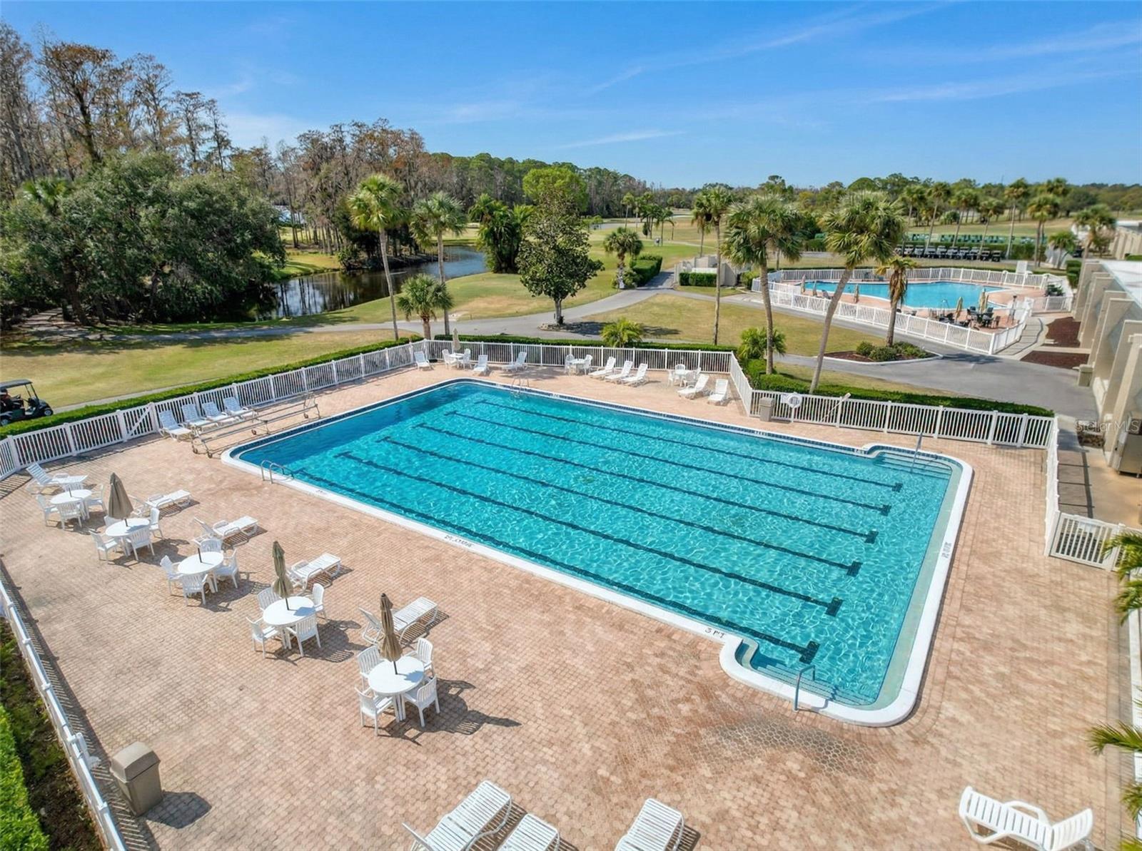 GOLF VIEW VILLAS CONDO 02 - Residential