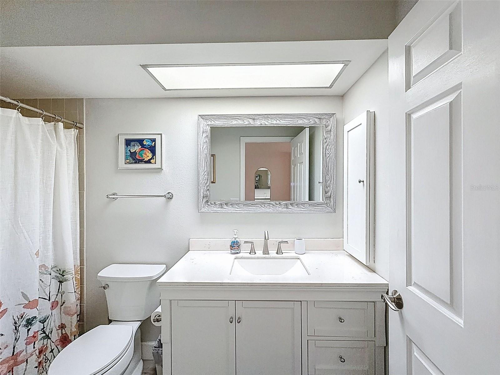 GOLF VIEW VILLAS CONDO 02 - Residential