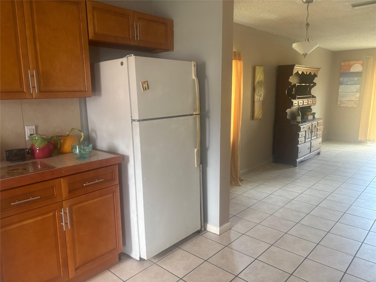 739 LAUREL BAY CIRCLE