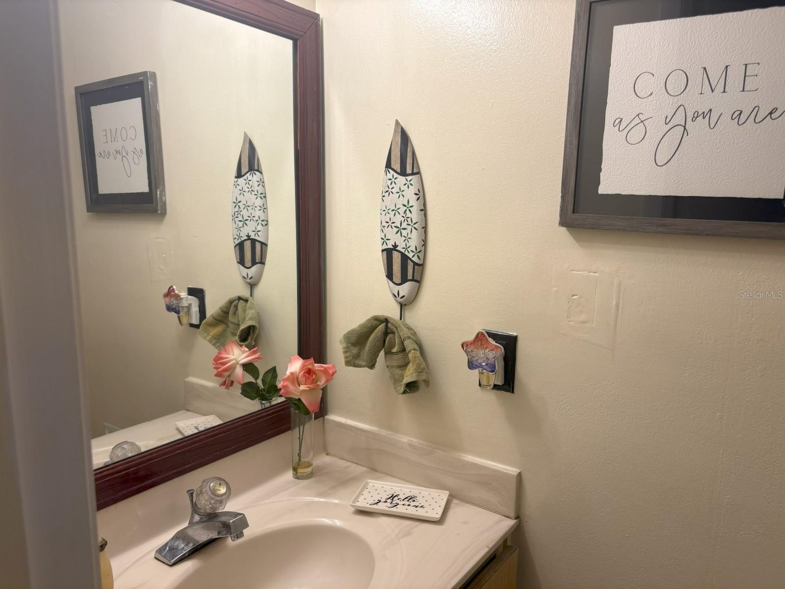 739 LAUREL BAY CIRCLE