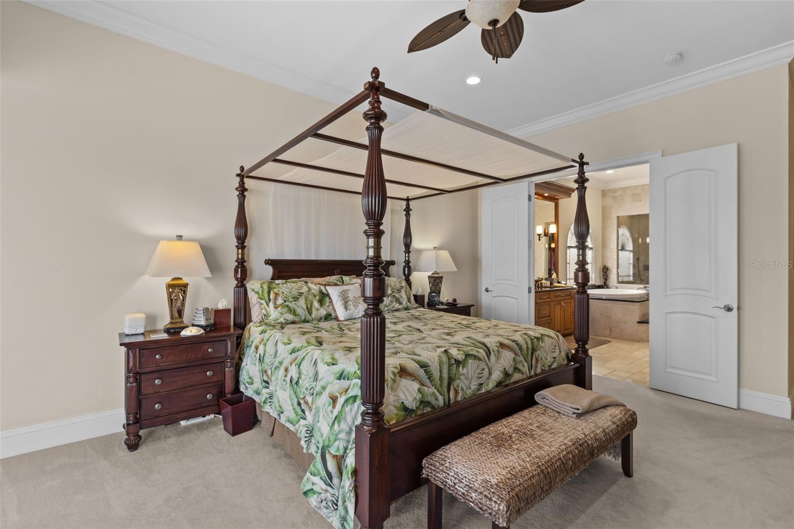 SOUTH CSWY ISLE YACHT CLUB ADD - Residential Lease