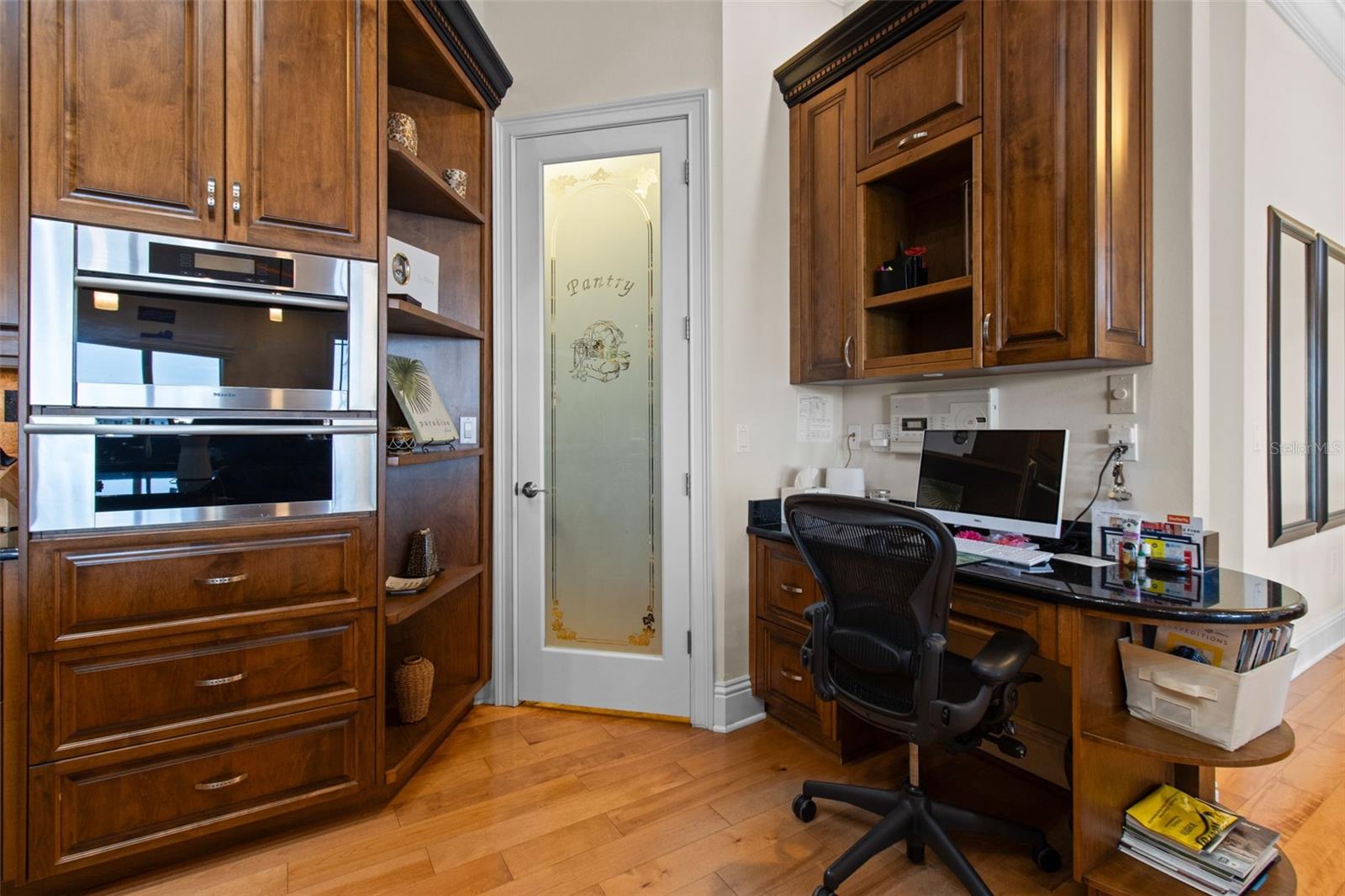 SOUTH CSWY ISLE YACHT CLUB ADD - Residential Lease