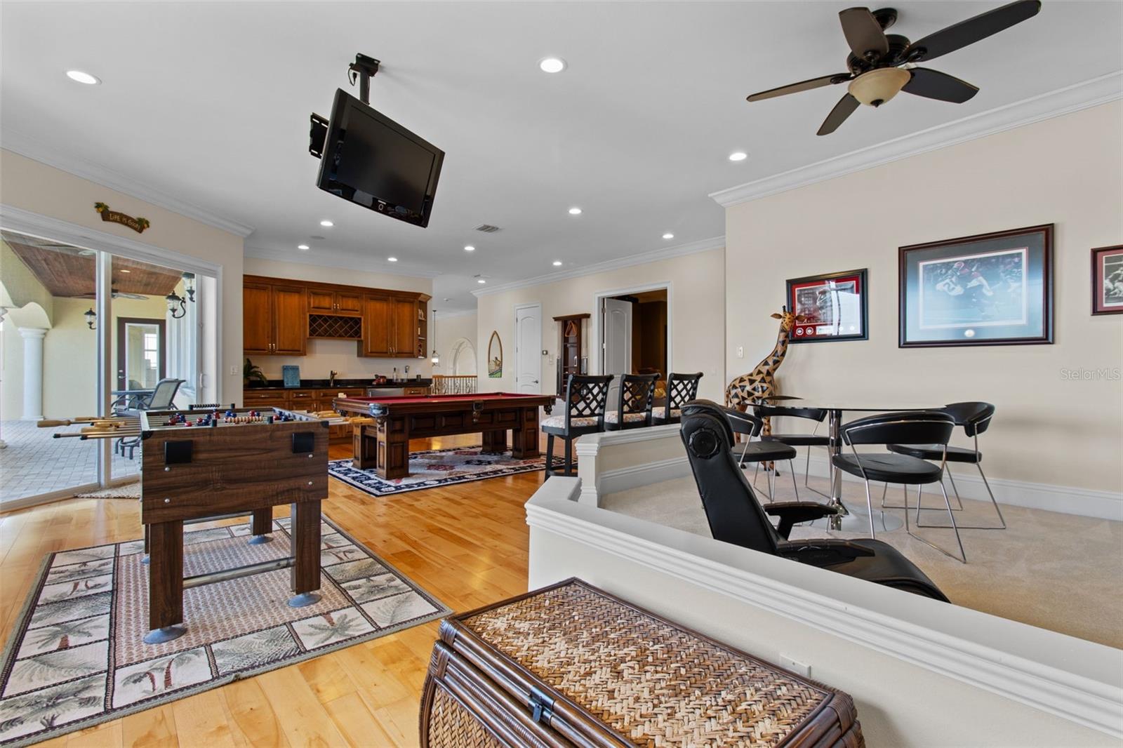 SOUTH CSWY ISLE YACHT CLUB ADD - Residential Lease