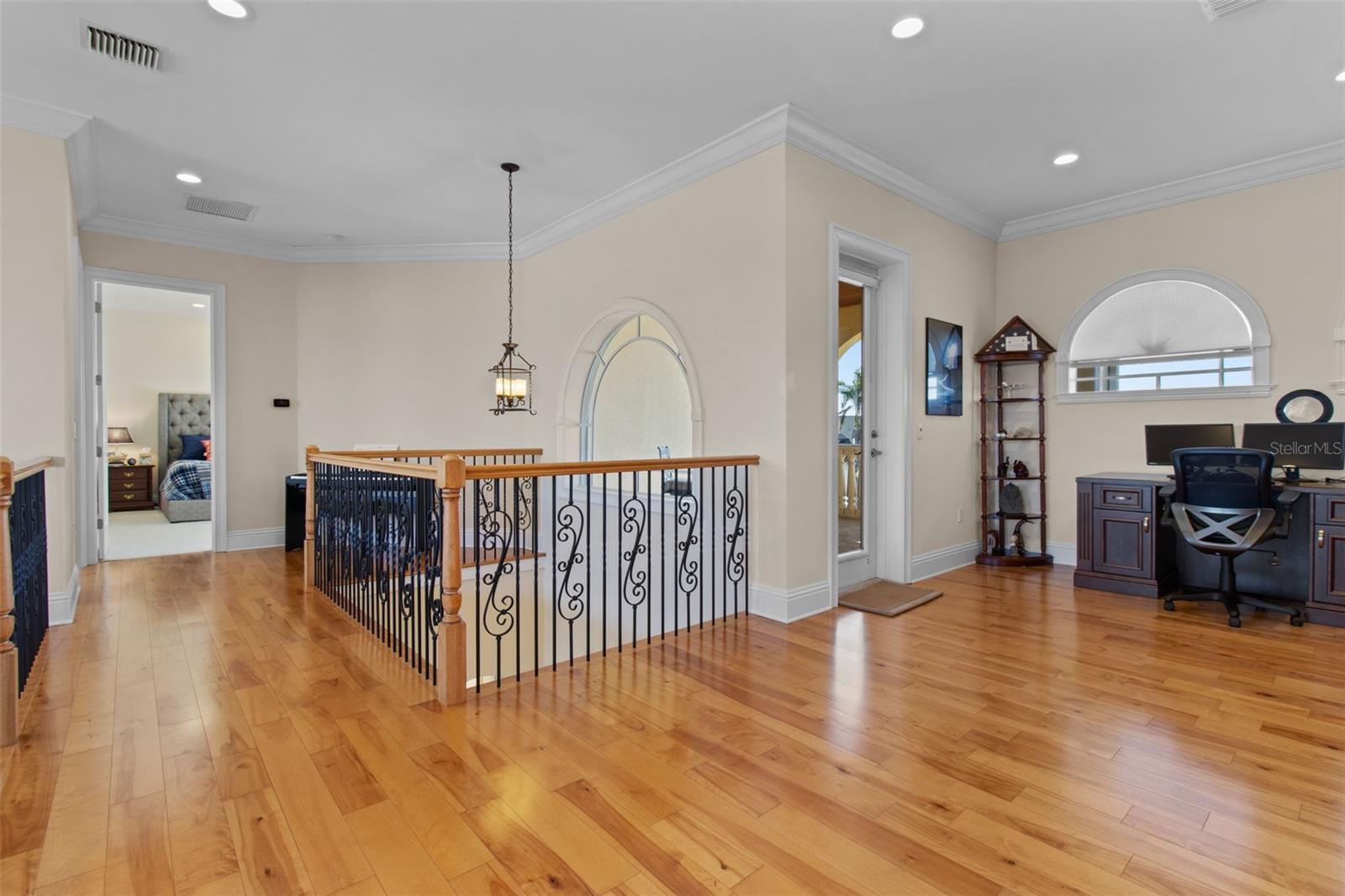 SOUTH CSWY ISLE YACHT CLUB ADD - Residential Lease