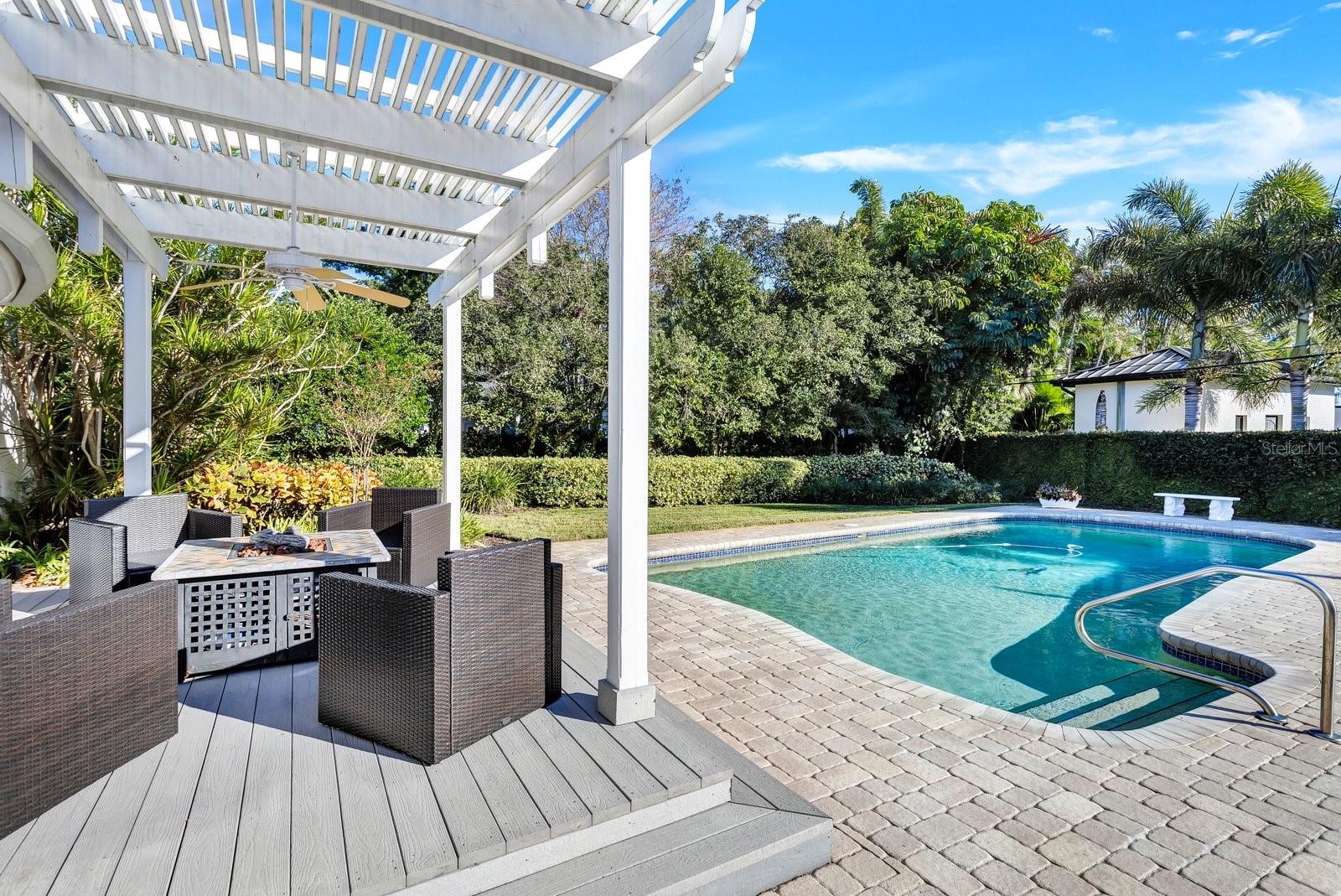 SNELL ISLE BRIGHTWATERS SEC 1 REP - Residential